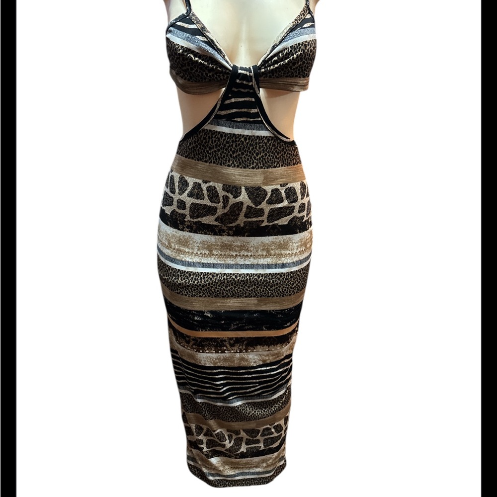 IVIN IVIN SIZE M Black and Cream Bodycon Dress with Plunge Neckline